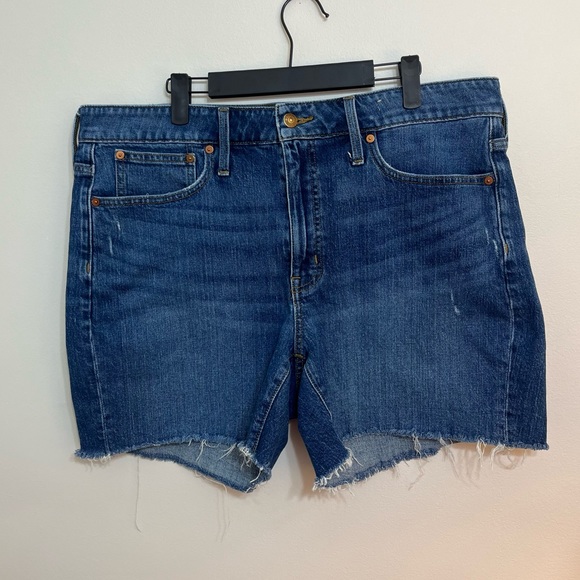 Madewell Pants - MADEWELL High Rise Denim Shorts, Size 14W - BIN8